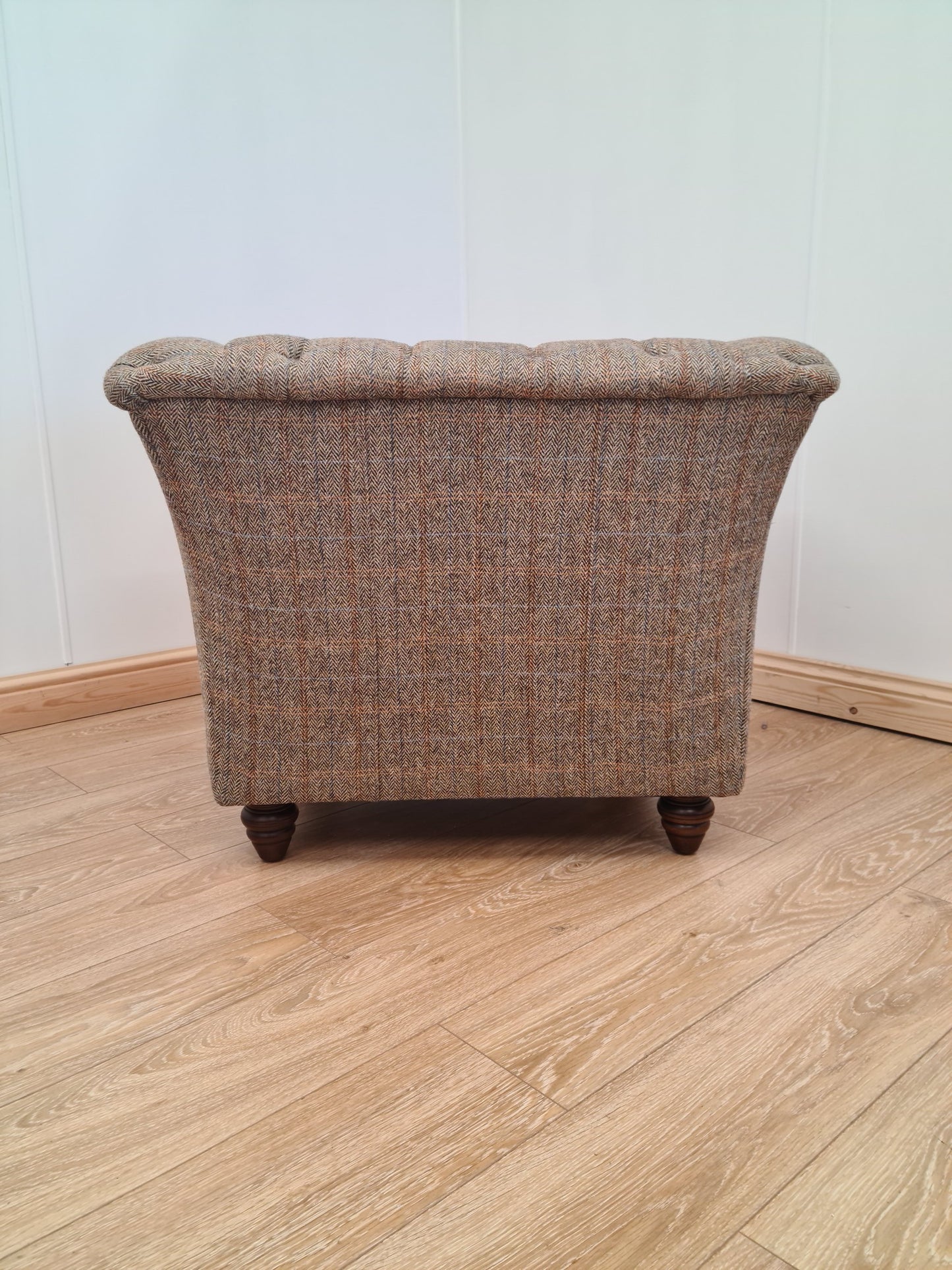 Grantley Buttoned Arm Chair