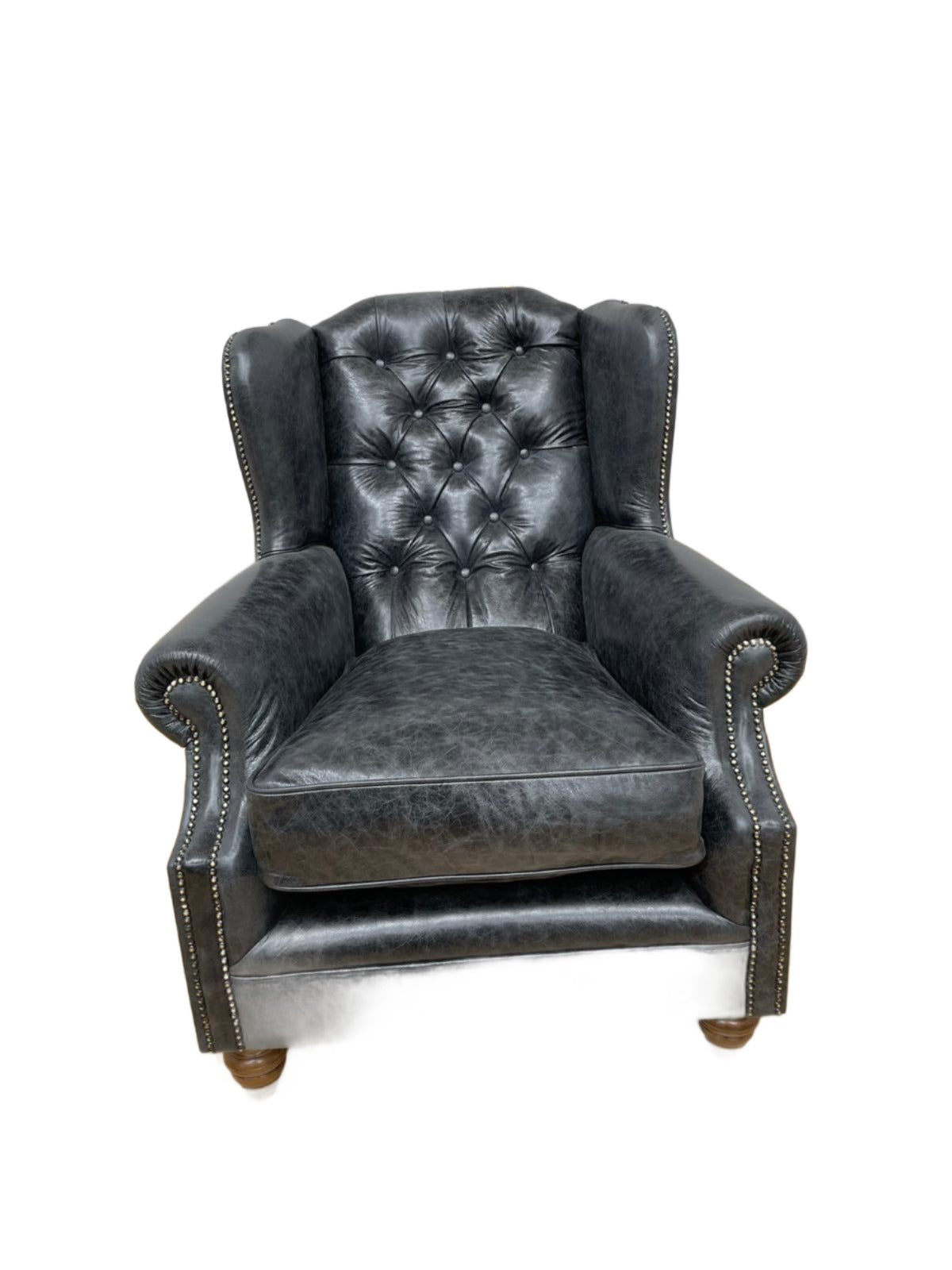Oskar Wing Chair