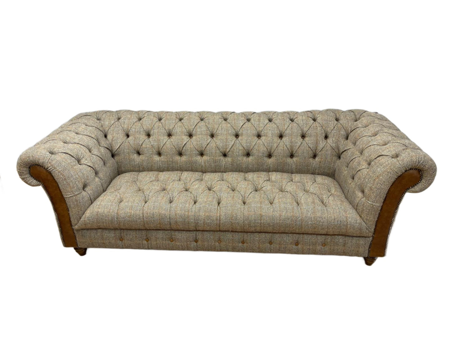 Large 4-Seater Chessington Sofa