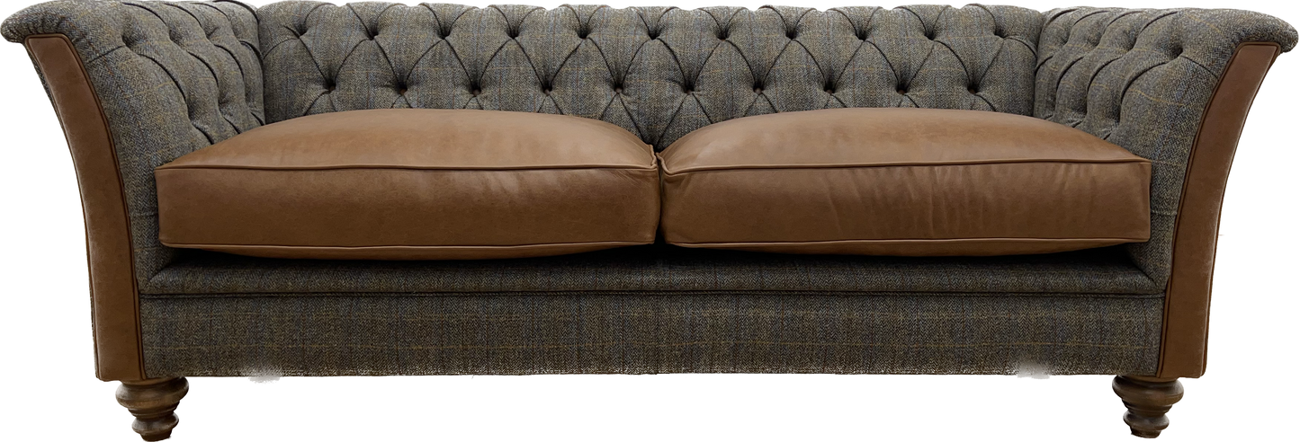 Small 2-Seater Grantley Buttoned Sofa